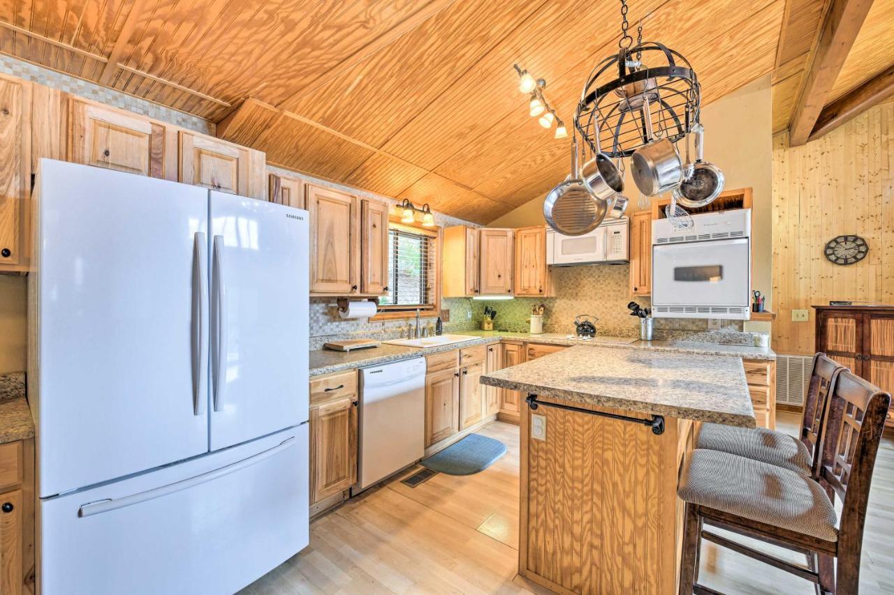 Best Location - Maggie Valley Cabin With Hot Tub! 외부 사진