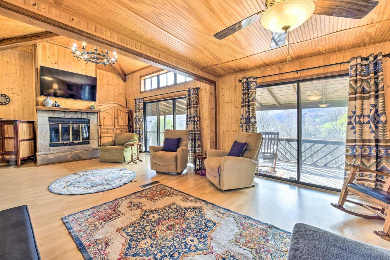 Best Location - Maggie Valley Cabin With Hot Tub! 외부 사진